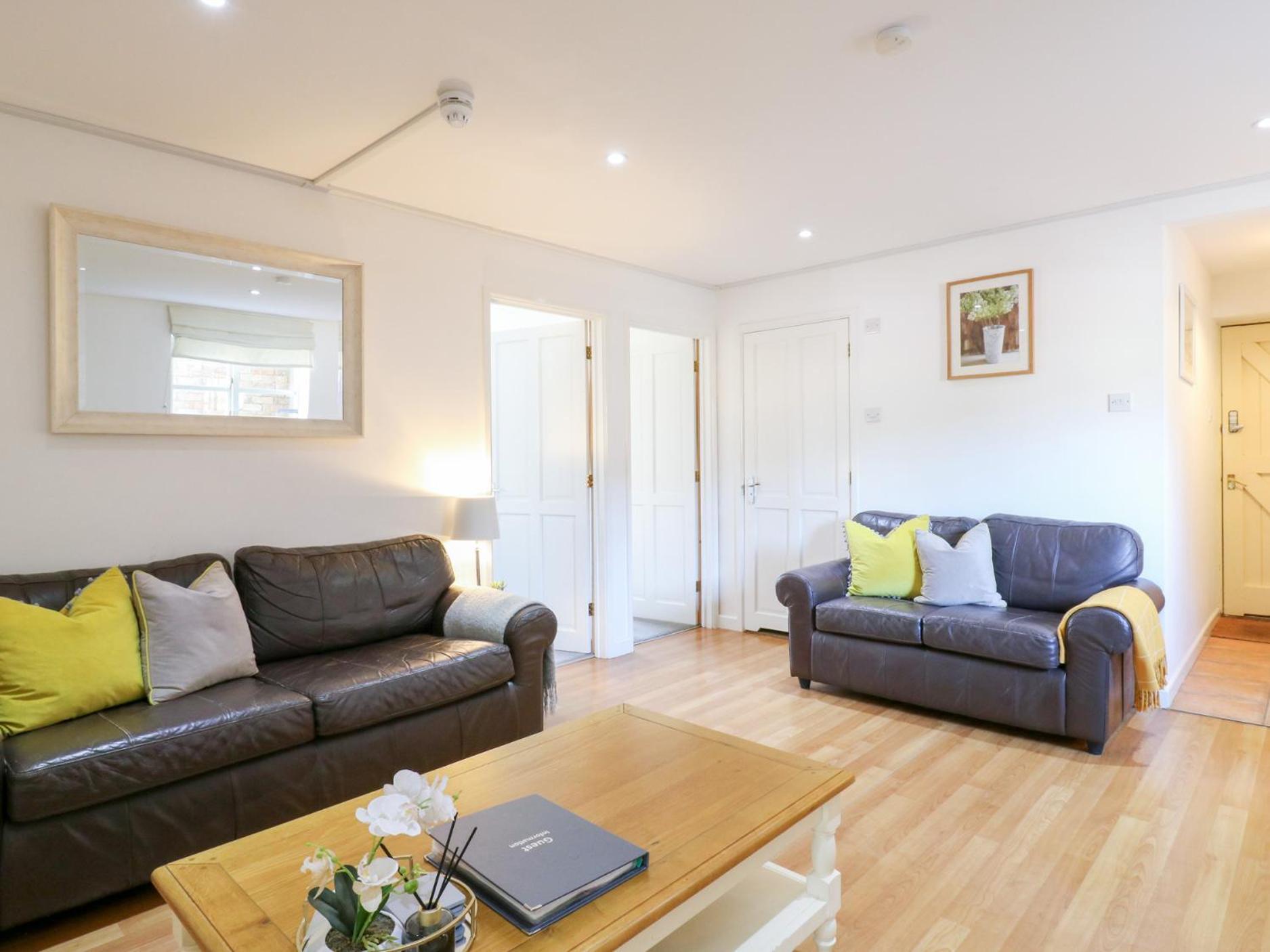 Villa Bb House Bedford Esterno foto